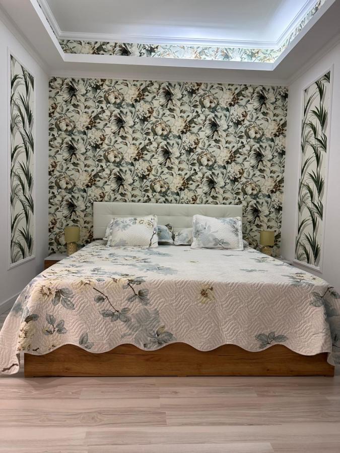 Golden Garden Luxury Apartment In Βουκουρέστι Εξωτερικό φωτογραφία
